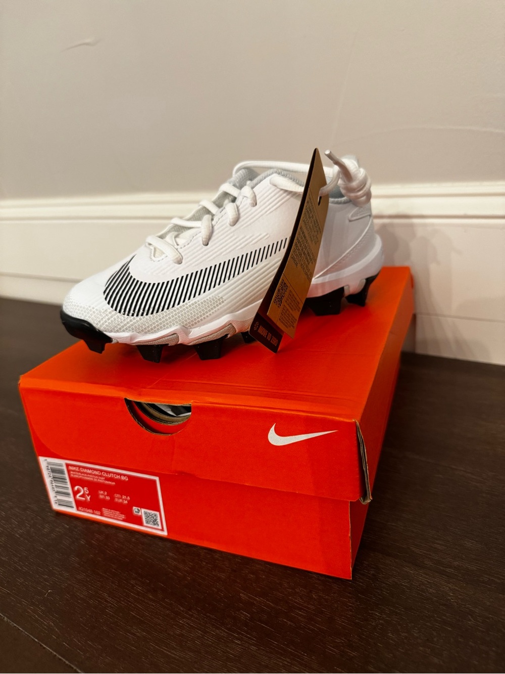 Mismatch - Shoe Box - Picture 2 of 3